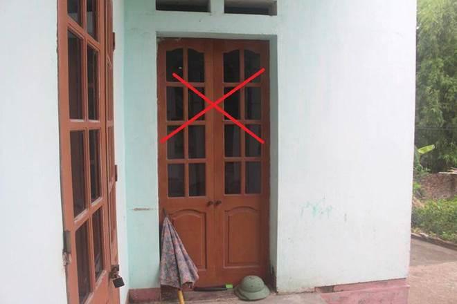 Vụ chồng tâm thần uống thuốc diệt cỏ tự tử sau khi chém vợ: Nhân chứng nói gì?-2