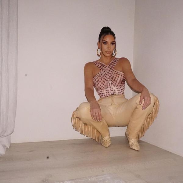 Kylie Jenner, Jennie, Quỳnh Anh Shyn lăng xê tóc mái râu rồng, netizen Việt hoài niệm tóc mái huyền thoại Đan Trường-6