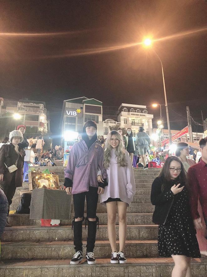 Từ chối thẳng thừng lời mặc cả mua hàng, chủ shop không ngờ trúng tiếng sét của chị đẹp hơn 3 tuổi-1