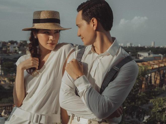 Hồ Ngọc Hà - Kim Lý kỷ niệm 3 năm yêu, cùng nhau lên chức bố mẹ-4