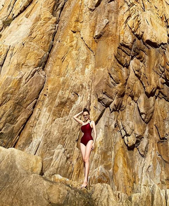 Lâu lắm rồi mới thấy Hoa hậu Diễm Hương đăng ảnh mặc bikini-1