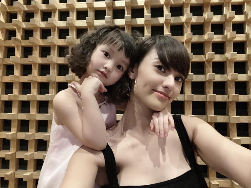 Hồng Quế công khai thu nhập 200 triệu/ tháng nhờ bán hàng online-2