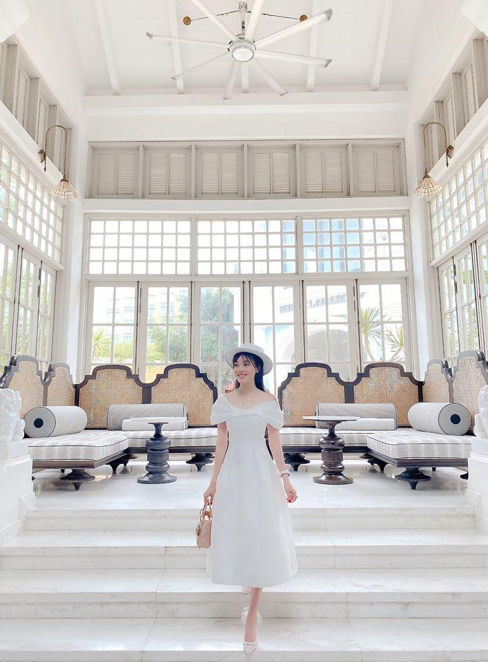 Nữ giảng viên Hà Nội chiếm sóng với bộ ảnh bikini nóng rẫy ở Phú Quốc-8