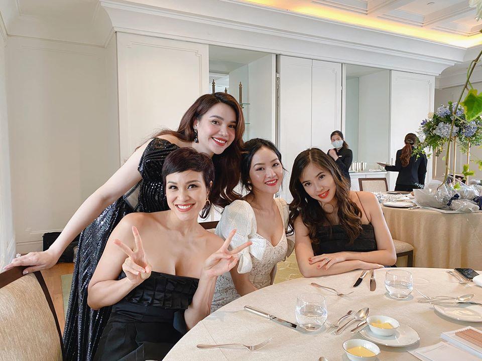 Á hậu Kiều Khanh xuất hiện sau 10 năm ở ẩn, nhan sắc rung động lòng người-1