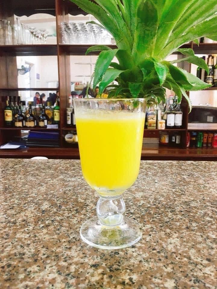 Pha chế chơi khăm thực khách bằng những kiểu trang trí nước ép còn nguyên...quả-2