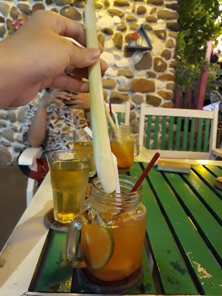 Pha chế chơi khăm thực khách bằng những kiểu trang trí nước ép còn nguyên...quả-4