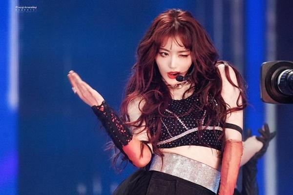 Hứa Giai Kỳ - Khổng Tuyết Nhi: Ai xứng đáng là visual - main dancer?-6