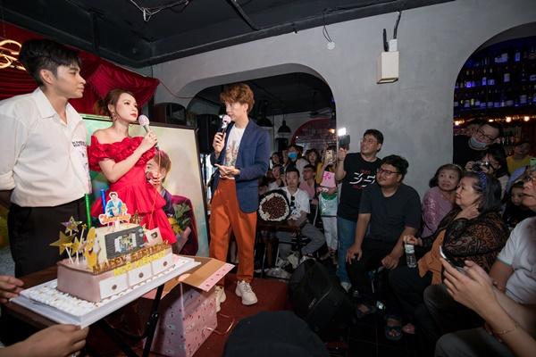 Lỡ lên đồ chặt chém, Sam muối mặt xin Ngô Kiến Huy được hát cho đỡ phí-7