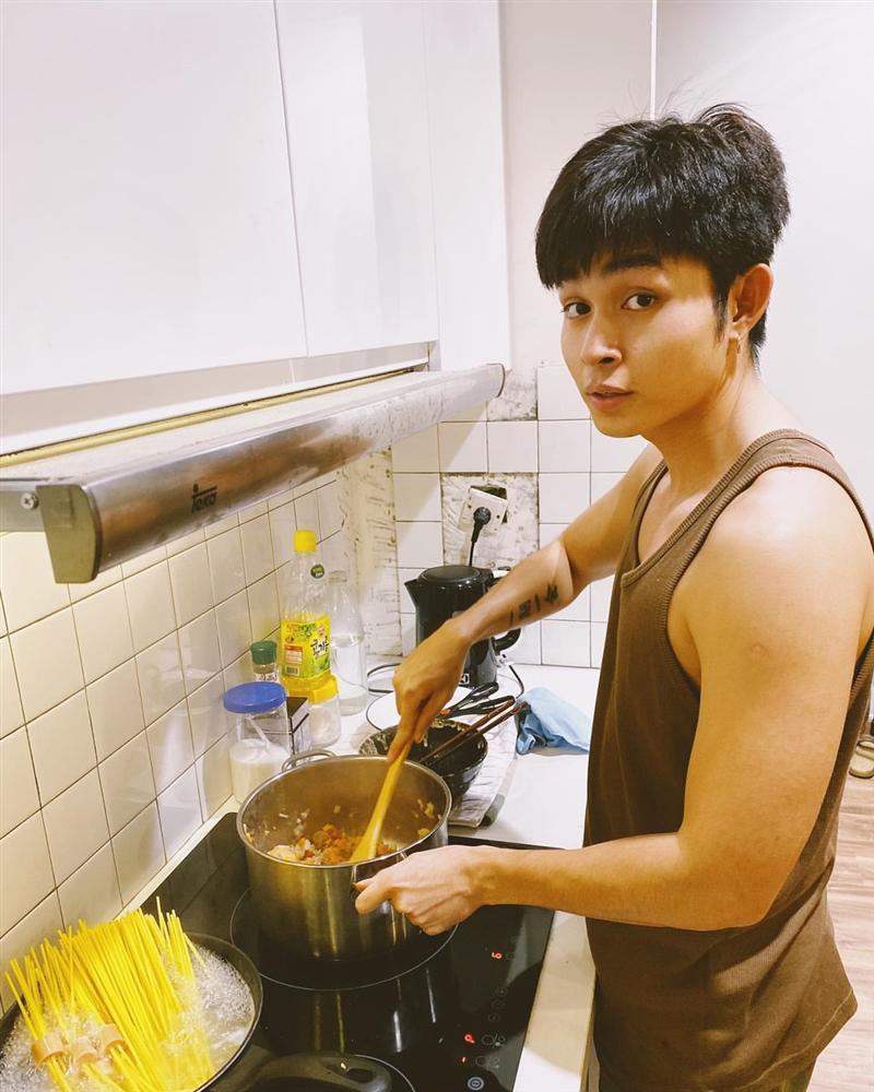 Jun Phạm: Trước khi có cơ bụng 6 múi, tôi từng nặng đến 75 kg-5