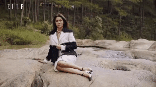 Tăng Thanh Hà nhìn ăn chơi hẳn sau khi sinh lần 3-6