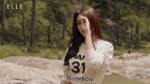 Tăng Thanh Hà nhìn ăn chơi hẳn sau khi sinh lần 3-8