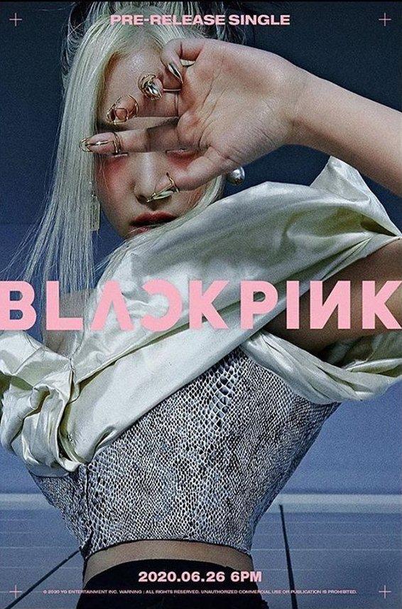 Jennie khoe bộ móng hơn 30 triệu, bảo sao fan BLACKPINK luôn than quá thiên vị!-1