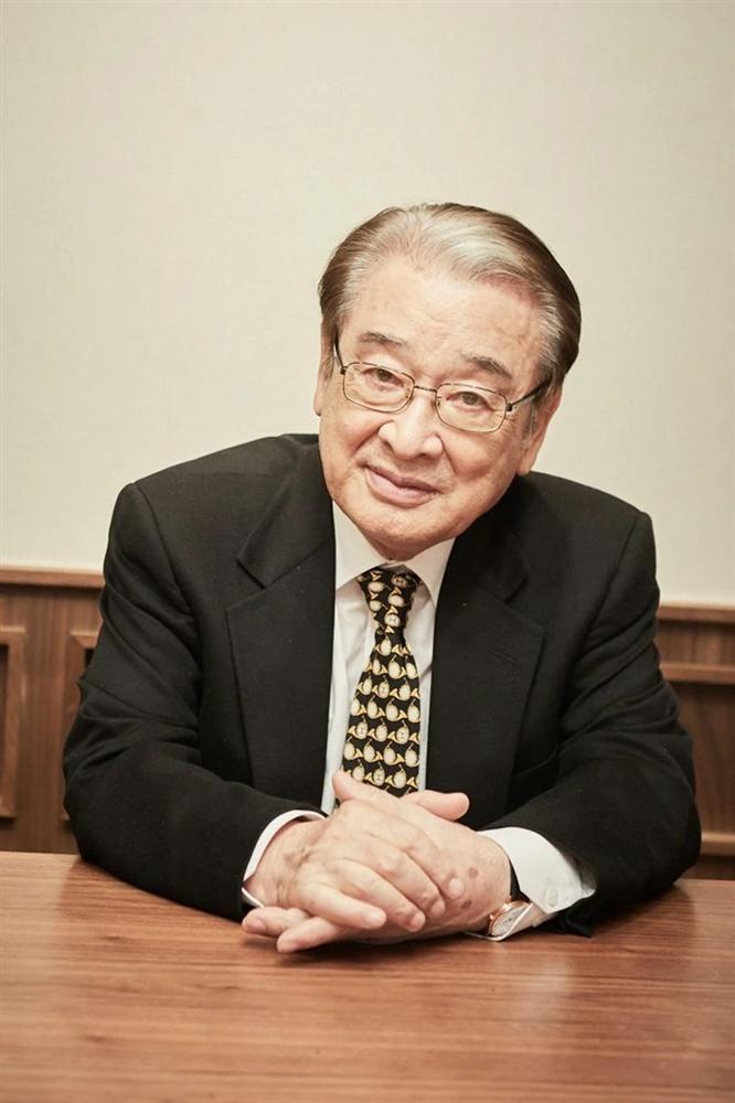 Ông nội quốc dân Lee Soon Jae bị tố đối xử với quản lý như người hầu-1