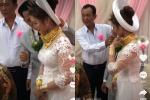Đám cưới đi bằng trực thăng, cô dâu đeo vàng trĩu cổ gây sốt mạng xã hội-4