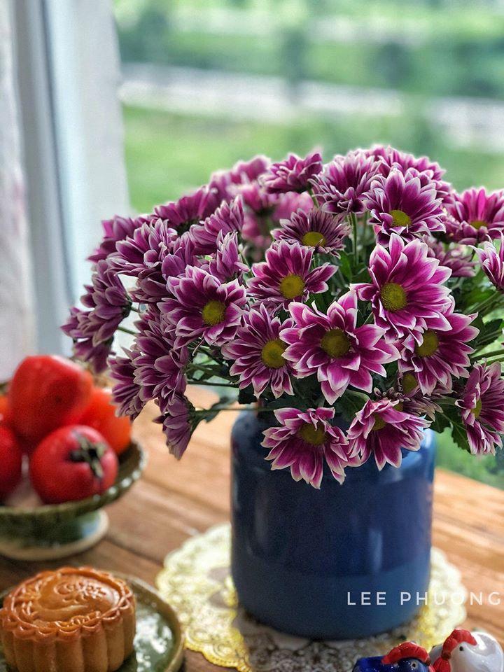 Mãn nhãn với bộ sưu tập bình hoa tím lịm tìm sim của người phụ nữ Hà Thành-6