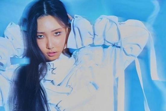 Hwasa MAMAMOO mạnh mẽ tiến thẳng vào top Itunes với solo album 'Maria'