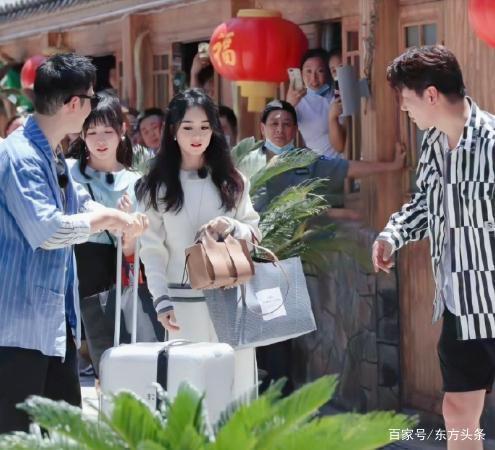 Triệu Lệ Dĩnh nhuận sắc sau sinh, xóa sổ hoàn toàn quá khứ quê mùa-5