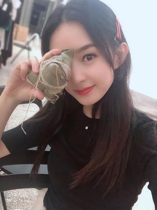 Triệu Lệ Dĩnh nhuận sắc sau sinh, xóa sổ hoàn toàn quá khứ quê mùa-9