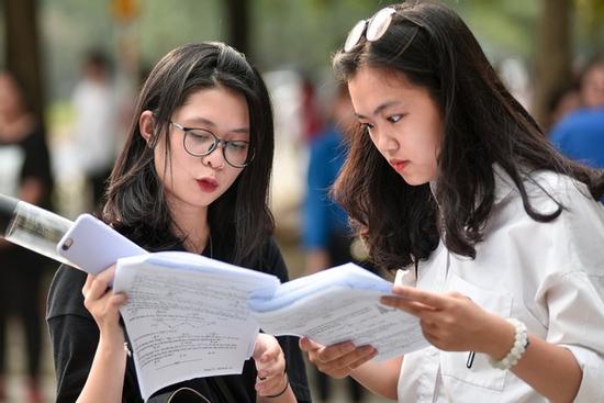 Bắt đầu từ 1/7/2020, học sinh tiểu học không phải đóng học phí