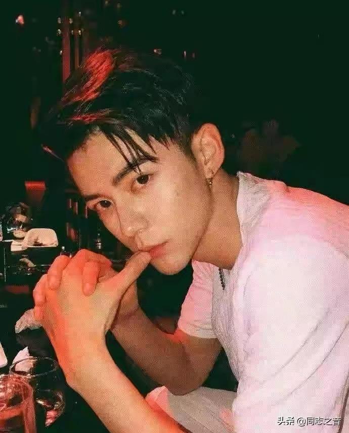 Sang chấn tâm lý khi dung nhan soái ca, soái tỷ TikTok bị lộ tẩy qua cam thường-9