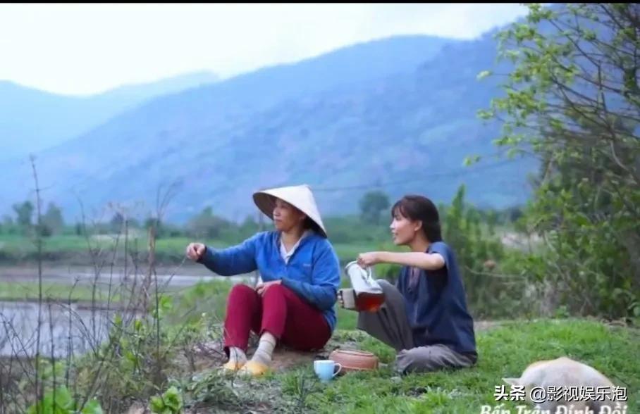 Hashtag tẩy chay Bếp Trên Đỉnh Đồi đứng đầu hot search Weibo sau vụ đạo nhái Lý Tử Thất-5