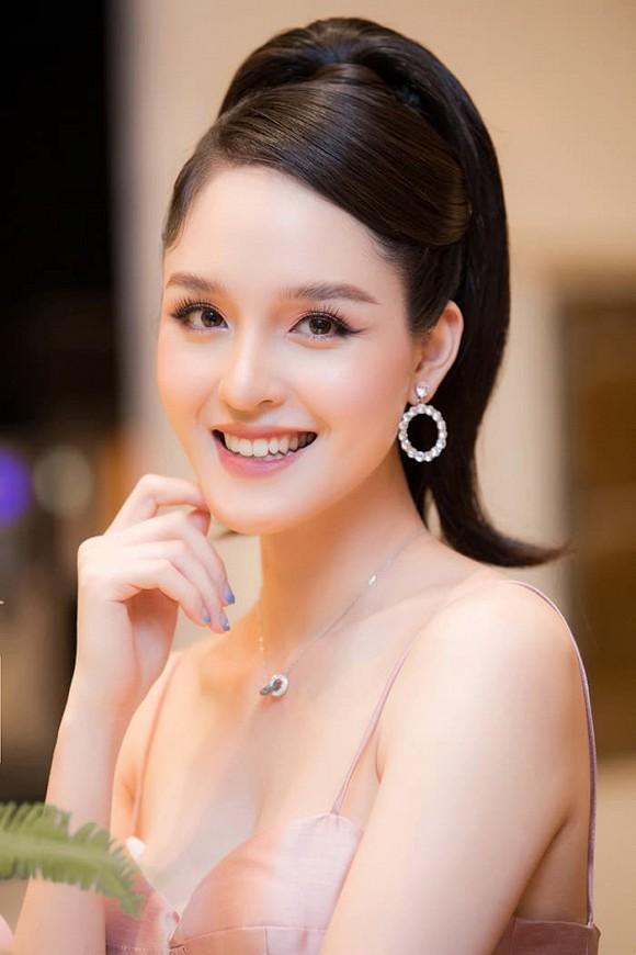 Đức Phúc tô vẽ quá đậm - Phượng Chanel make-up má hồng say rượu bất thành-6