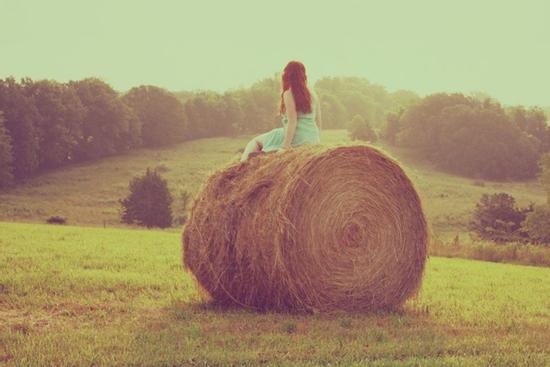 Tử vi thứ Năm ngày 2/7/2020 của 12 con giáp: Tý tình cảm khởi sắc, Dần có nhiều khó khăn