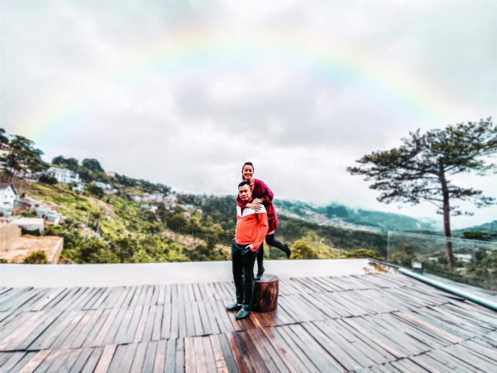 Vợ chồng Jennifer Phạm đu đưa Đà Lạt, nhìn chẳng khác nào thuở mới yêu-3