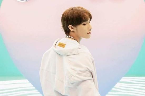 Sơn Tùng M-TP trao cho fan 'một cú lừa': Tung poster tưởng ballad nhưng hóa ra là Hip-hop/Rap?