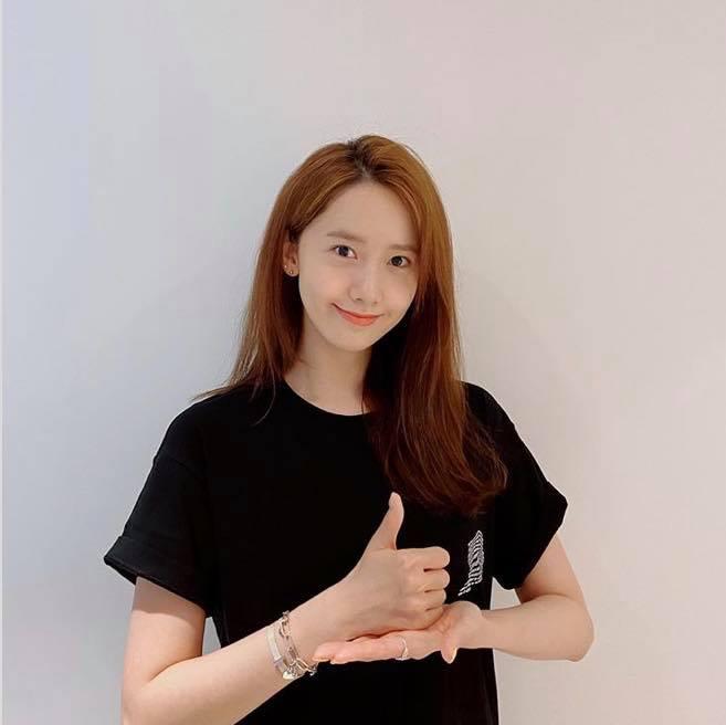 SNSD Yoona và Lee Hyori phải xin lỗi vì đi karaoke giữa dịch Covid-19-4