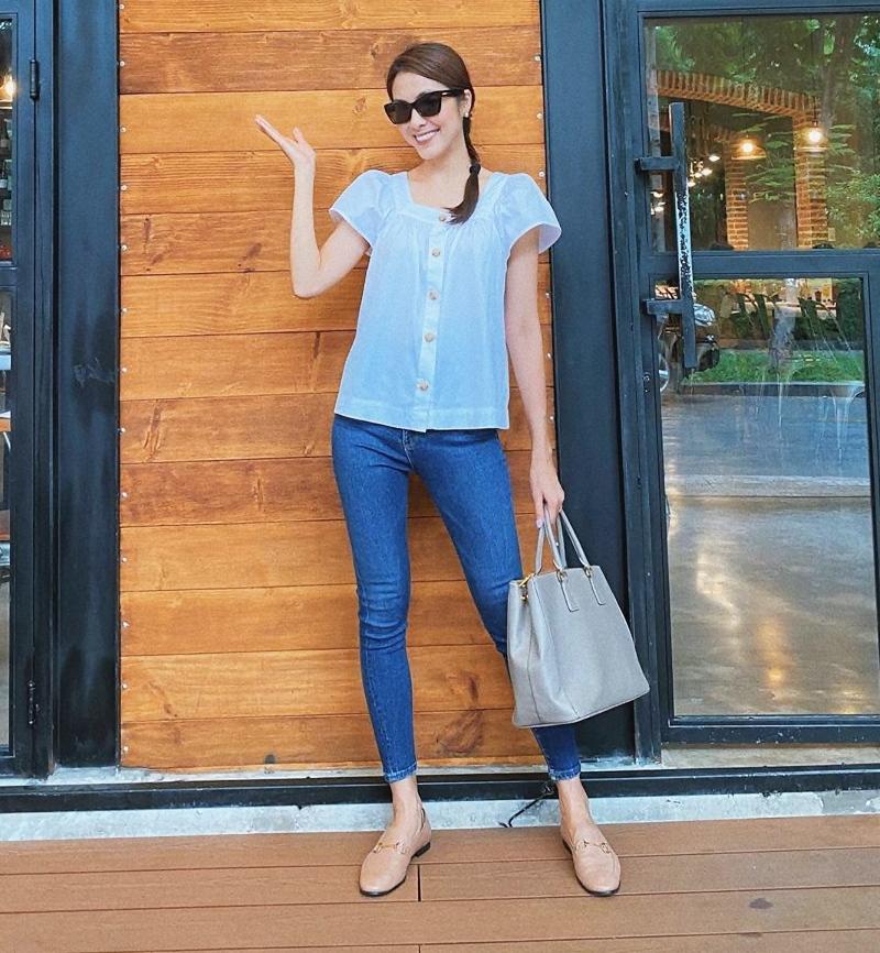 Công thức white-on-white được Thanh Hằng - Mai Phương Thúy lăng xê cực đẹp trong tuần qua-2