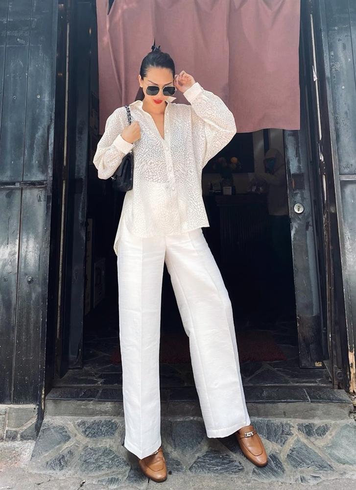 Công thức white-on-white được Thanh Hằng - Mai Phương Thúy lăng xê cực đẹp trong tuần qua-5