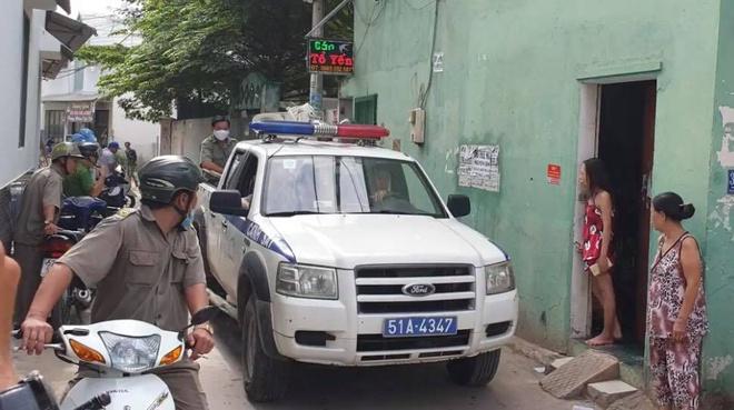 Vợ đốt nhà khiến chồng nguy kịch, con bị bỏng-1