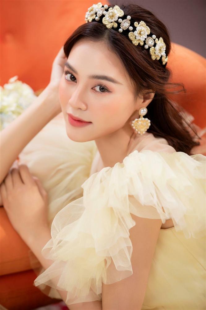 Lan Ngọc: Ước gì có đại gia cho tiền để đỡ cực-2