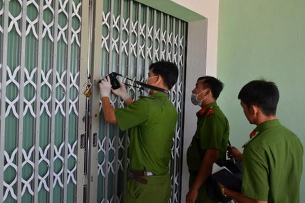 Nghệ An: Người phụ nữ bất ngờ bị chặn giữa đường đâm tử vong-3