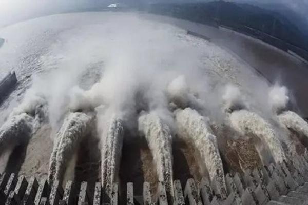 Nước lũ đổ về đập Tam Hiệp, Trung Quốc kích hoạt ứng phó khẩn cấp-1