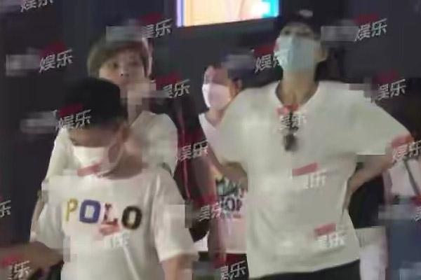 Chương Tử Di hét cát-xê cho 30 phút dự sự kiện-3