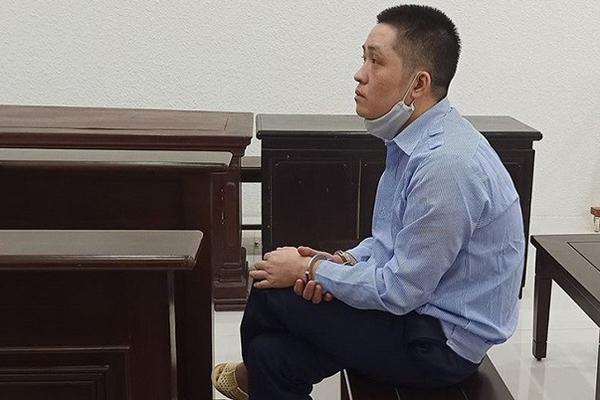 Đạo chích tắm rửa, ăn cơm trong nhà gia chủ trước khi trộm ô tô-1