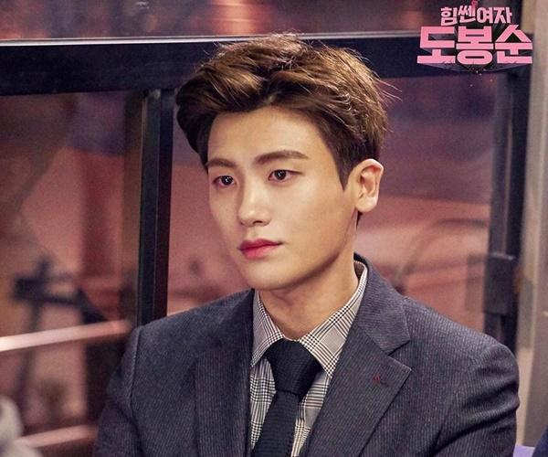 Hyun Bin, Park Seo Joon và những tổng tài vạn người mê của màn ảnh Hàn-2