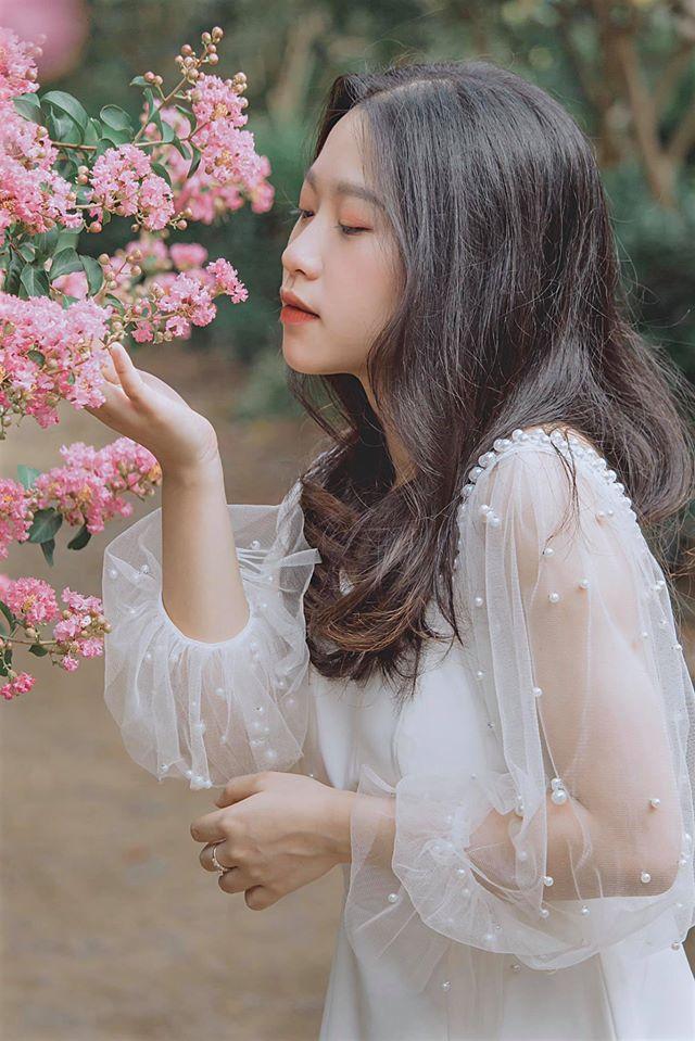 Giới trẻ xao xuyến trước con đường hoa tường vi lãng mạn như ngôn tình giữa lòng Hà Nội-8