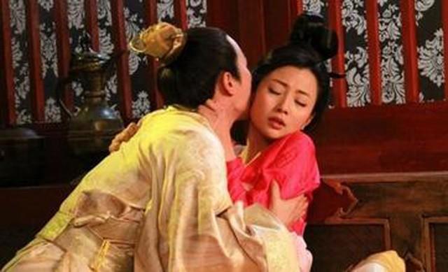 Cuộc đời bi kịch của vị hoàng đế duy nhất chết vì mỗi đêm chơi với 4 gái lầu xanh-3