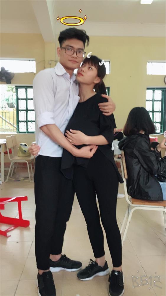 Nên duyên vợ chồng nhờ được xếp chung bàn hồi cấp 3-1