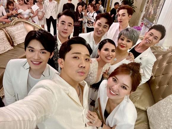 Hari Won tiết lộ nụ hôn 3 tiếng với bạn trai cũ, dân mạng tò mò phản ứng Trấn Thành-2