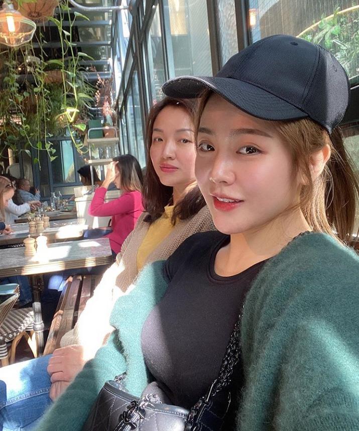 Hé lộ loạt ảnh hiếm hoi về chị ruột xinh đẹp của Ông Cao Thắng-5