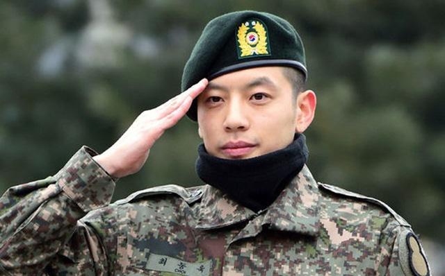 Bi Rain, Psy và loạt sao Hàn từng phạm những điều cấm kỵ khi nhập ngũ-3