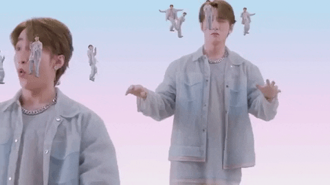 Sơn Tùng M-TP lại tập tành đu đưa như Harley Quinn trong MV mới-1