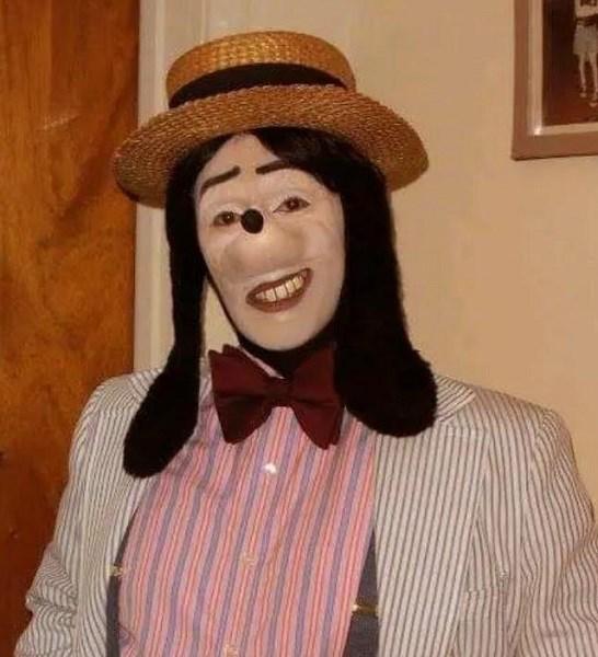 Anh trai Jonathan Galindo dọa cả thế giới khiếp sợ, đến Việt Nam lại chết không kịp giãy-4