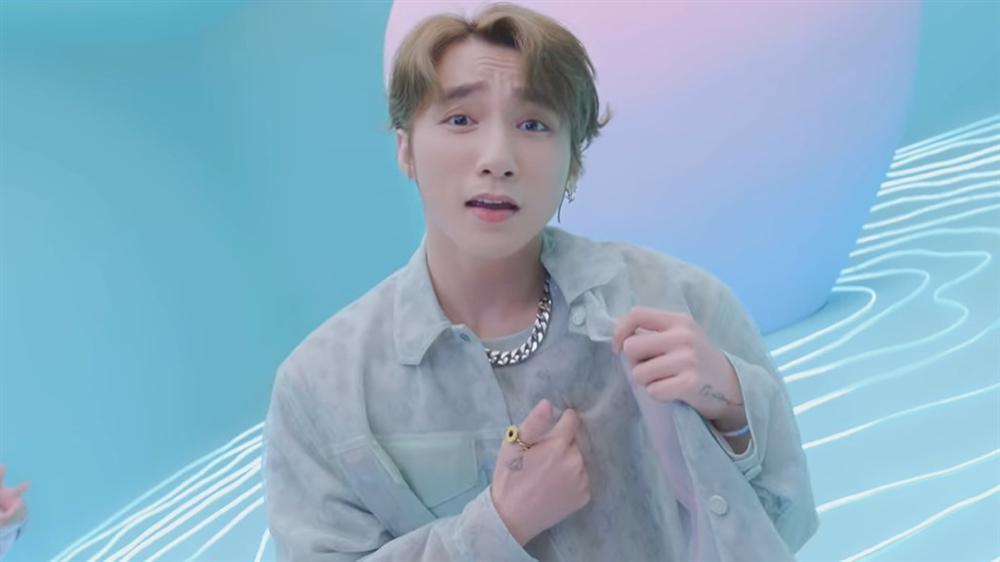 Sự thật về dây chuyền tỷ 8 mà Sơn Tùng M-TP đeo trong MV Có chắc yêu là đây-1