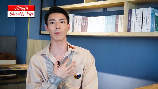 Erik: Đức Phúc gặp ai cũng trang điểm, chị Hòa Minzy thường mua túi 500 triệu-1