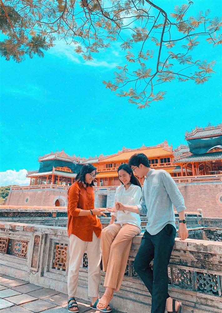 Nhóm 9X hóa tiểu thư, công tử thời ông bà anh giữa lòng Cố đô-2